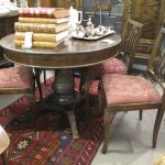 616 1735 DINING TABLE